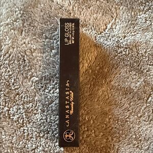 Anastasia Beverly Hills Lip Gloss in Elegant Black